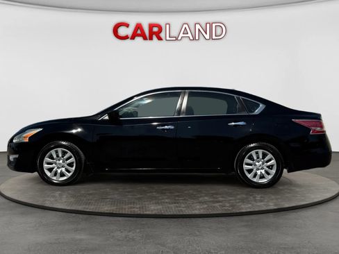 Used 2015 Nissan Altima 2.5 S w/ Power Driver Seat Package FWD image 2