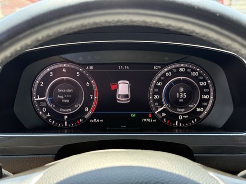 Used 2019 Volkswagen Tiguan SEL FWD image 18