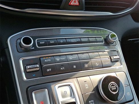 Used 2023 Hyundai Santa Fe SEL image 15