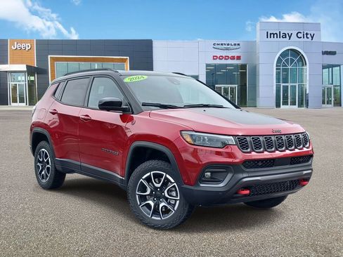 Used 2024 Jeep Compass Trailhawk w/ Trailhawk Elite Group AWD/4WD image 1