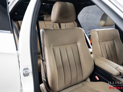 Used 2011 Mercedes-Benz E 550 4MATIC Sedan image 36