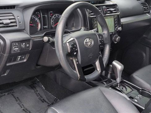 Used 2023 Toyota 4Runner TRD Off-Road Premium w/ Moonroof Package AWD/4WD image 10