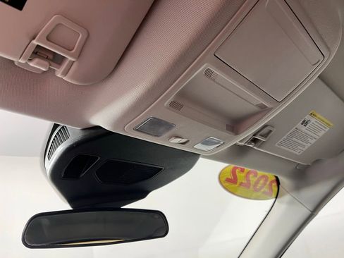 Used 2022 Ford Escape SE w/ SE Sport Appearance Package FWD image 26