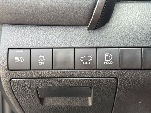 Used 2024 Toyota Camry SE FWD image 25