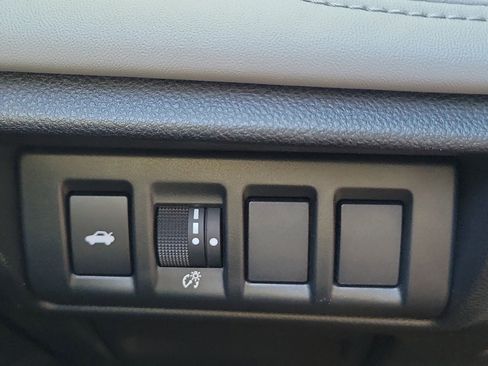 Certified 2025 Subaru Legacy Limited image 26