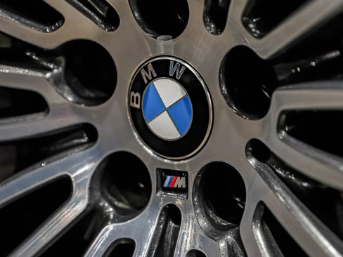 Used 2017 BMW 540i RWD image 66