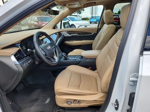 Certified 2023 Cadillac XT6 Premium Luxury w/ Platinum Package AWD/4WD image 13