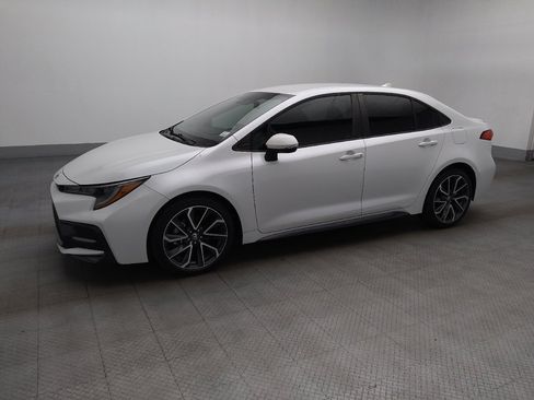 Used 2022 Toyota Corolla SE image 2