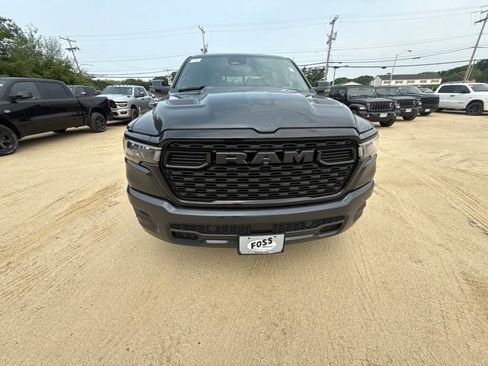 New 2026 RAM 1500 Big Horn AWD/4WD image 8