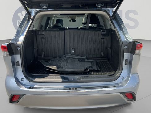 Used 2023 Toyota Highlander Platinum AWD/4WD image 26