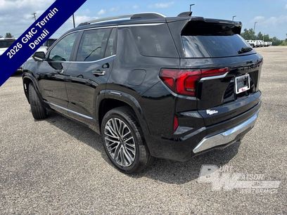 New 2026 GMC Terrain Denali w/ LPO, Black Badging Package