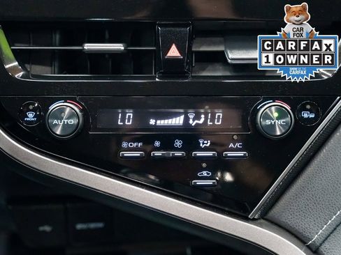 Used 2024 Toyota Camry XSE FWD image 12