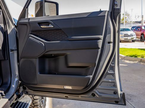 Used 2026 Lexus GX 550 w/ Accessory Package (2T) image 38