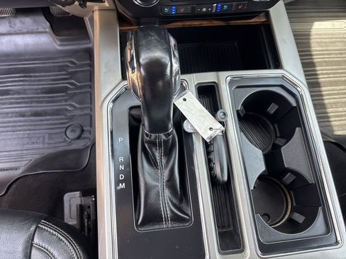 Used 2020 Ford F150 Lariat AWD/4WD image 33