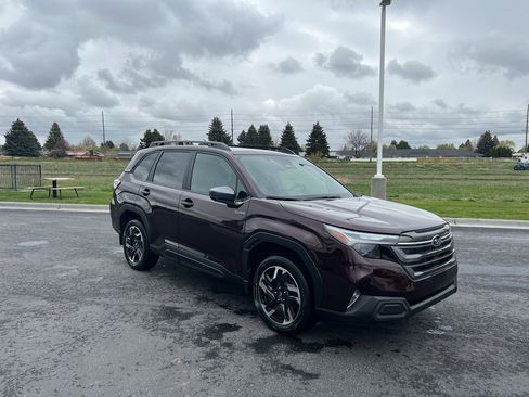 New 2026 Subaru Forester Limited AWD/4WD image 6