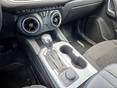 Used 2020 Chevrolet Blazer LT FWD image 25