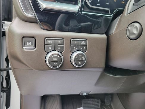 New 2026 GMC Sierra 1500 SLT AWD/4WD image 14