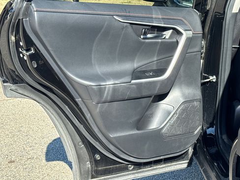 Used 2024 Toyota RAV4 Adventure image 20