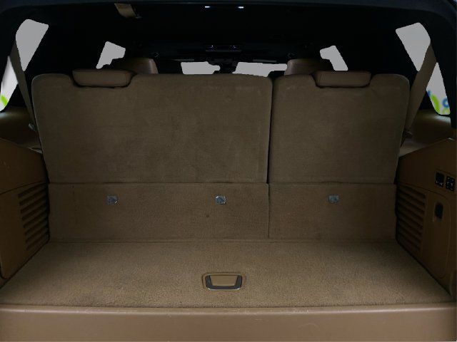 Used 2017 Cadillac Escalade Platinum AWD/4WD image 15