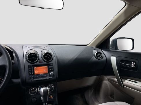 Used 2011 Nissan Rogue SV image 21