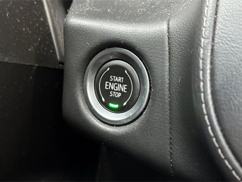 Used 2022 Chevrolet Tahoe Z71 w/ Luxury Package image 23