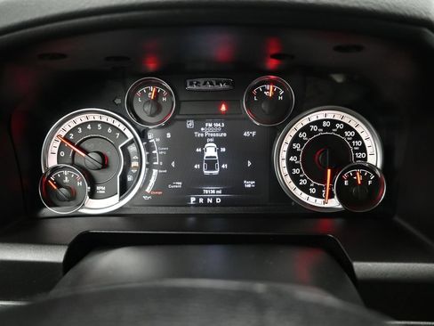 Used 2018 RAM 1500 Big Horn AWD/4WD image 11