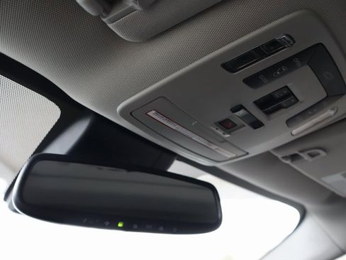 Used 2021 Toyota Sienna XLE image 28