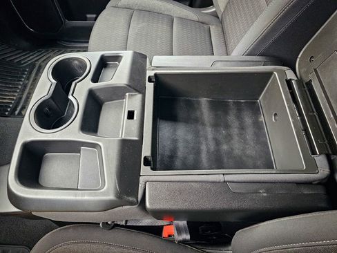 Certified 2024 GMC Sierra 1500 SLE w/ Preferred Package image 30