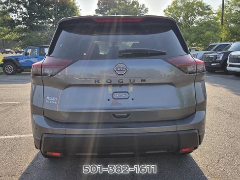 Used 2026 Nissan Rogue Dark Armor FWD image 4