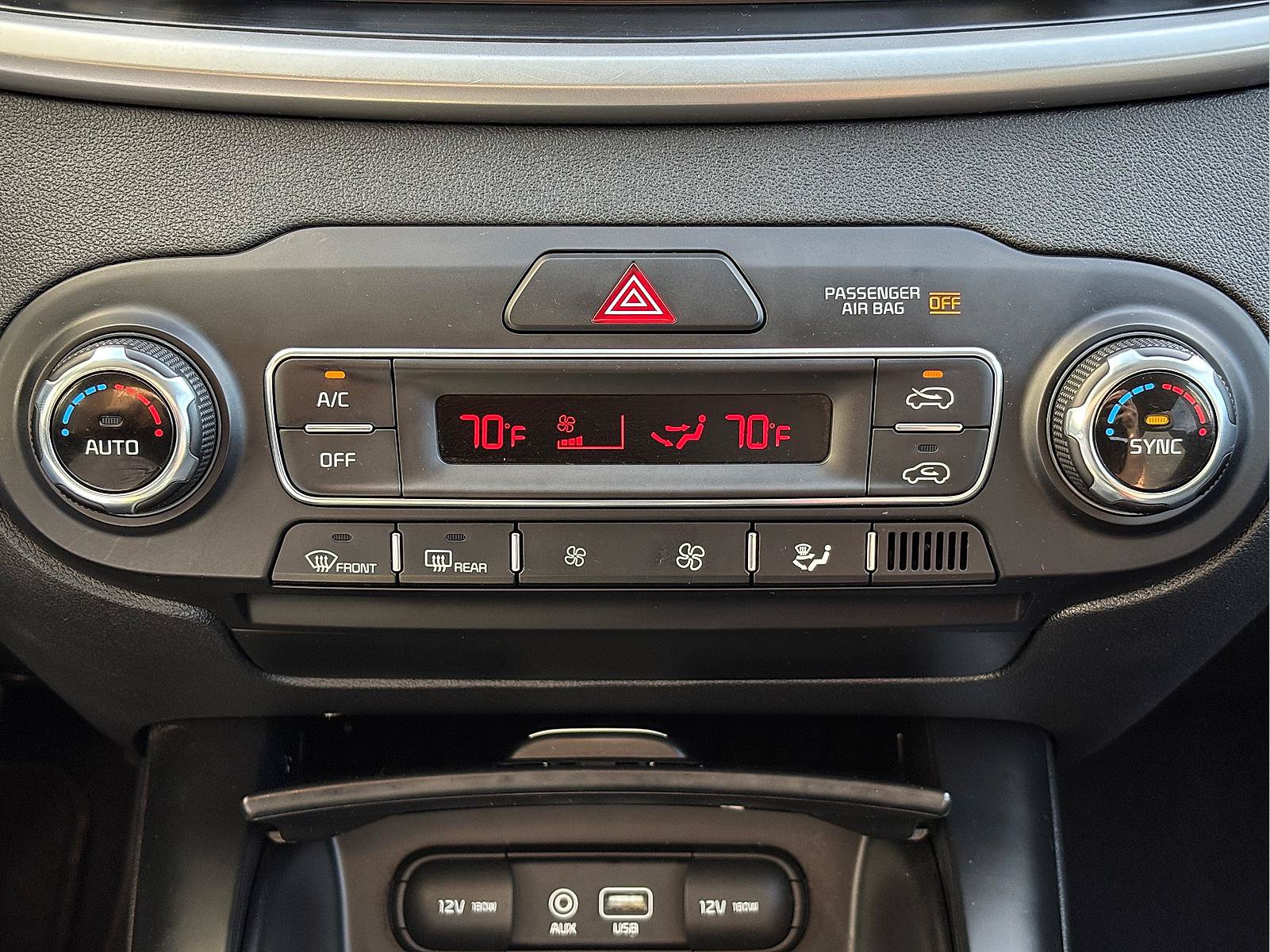 Used 2019 Kia Sorento AWD V6 image 28