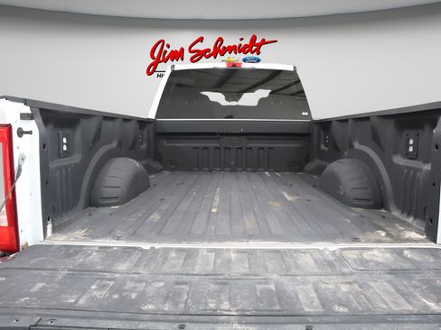 Used 2025 Ford F250 Lariat w/ Black Appearance Package AWD/4WD image 13