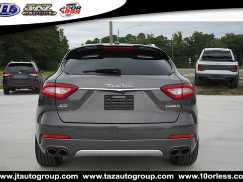 Used 2017 Maserati Levante S AWD/4WD image 7