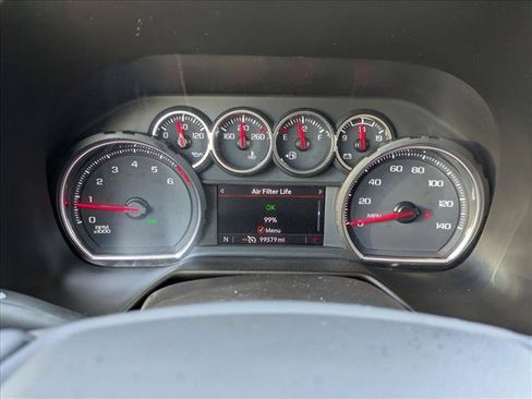 Used 2021 Chevrolet Suburban RST RWD image 11