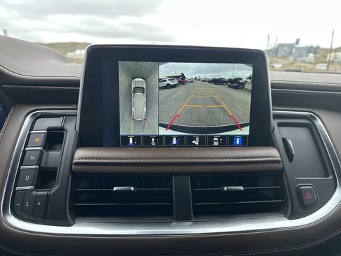 Used 2024 Chevrolet Suburban High Country w/ Max Trailering Package image 13