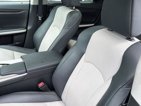 Certified 2022 Lexus RX 350 FWD w/ Special Edition image 31