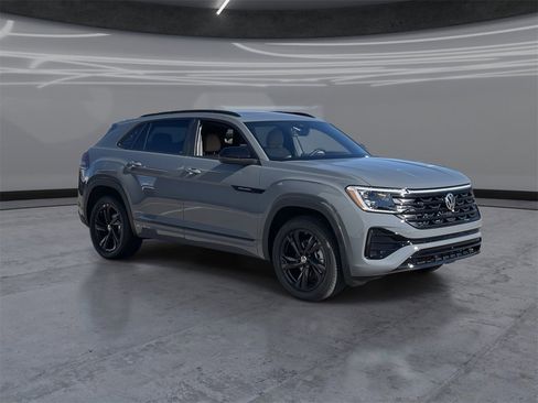 New 2026 Volkswagen Atlas Cross Sport SEL R-Line image 2