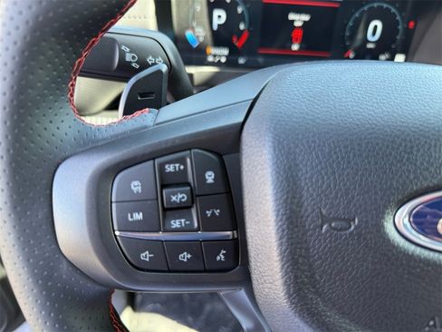 New 2025 Ford Ranger Raptor image 17