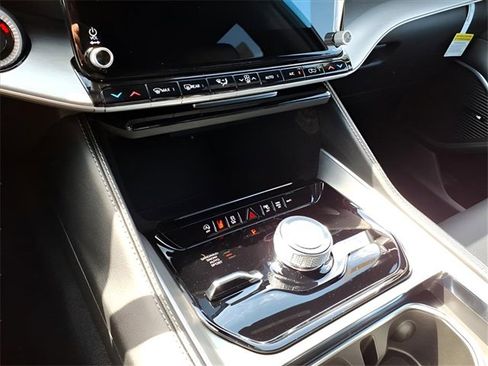 New 2025 Jeep Wagoneer 4WD image 11