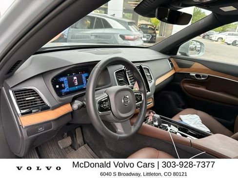 Used 2024 Volvo XC90 B5 Plus w/ Protection Package Premier AWD/4WD image 6