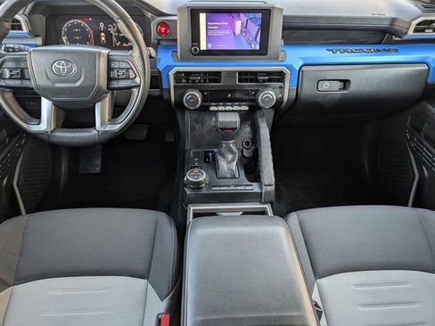 Used 2025 Toyota Tacoma TRD Off-Road AWD/4WD image 10