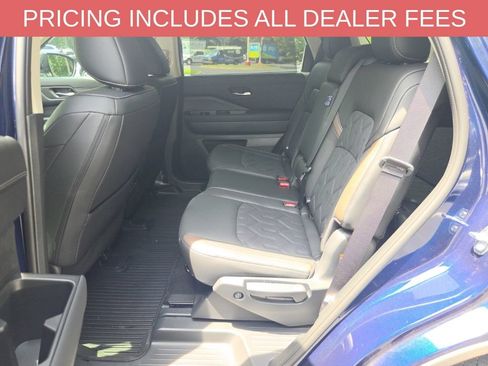 Used 2026 Nissan Pathfinder Platinum w/ Cargo Package AWD/4WD image 13