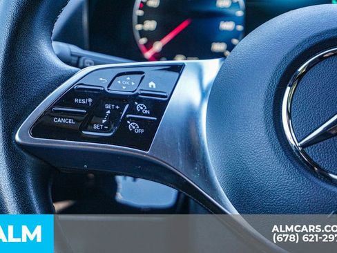 Used 2025 Mercedes-Benz GLA 250 image 29