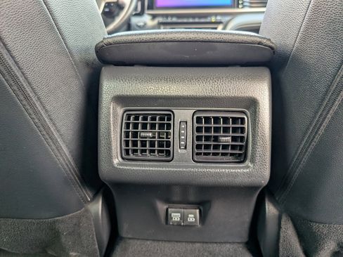 Used 2025 Toyota Camry XSE FWD image 7