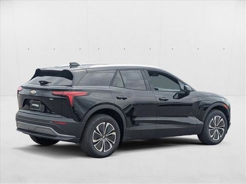 New 2025 Chevrolet Blazer EV LT image 2