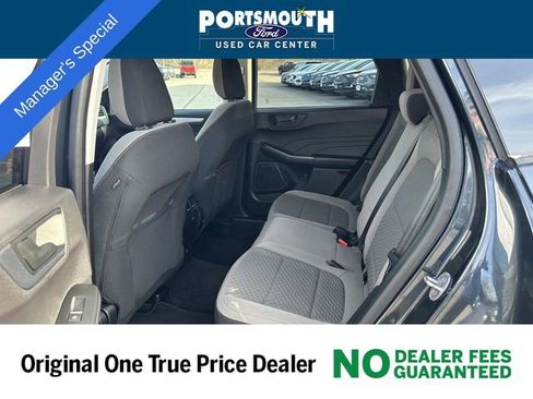 Certified 2022 Ford Escape SE w/ SE Sport Appearance Package image 4