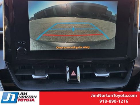 Used 2023 Toyota Corolla SE image 19