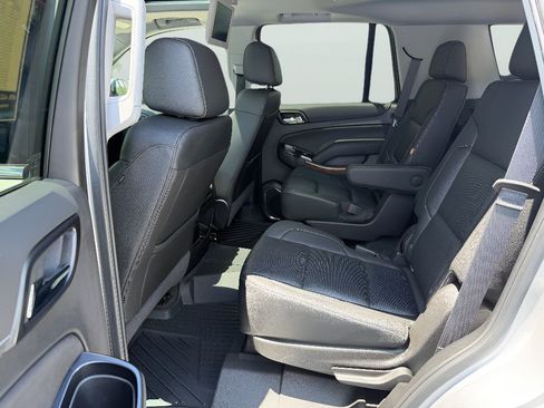 Used 2020 Chevrolet Tahoe Premier w/ 6.2L Performance Package RWD image 13