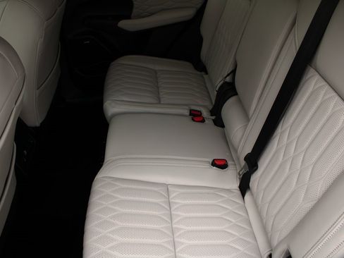 New 2025 Mitsubishi Outlander SEL image 13