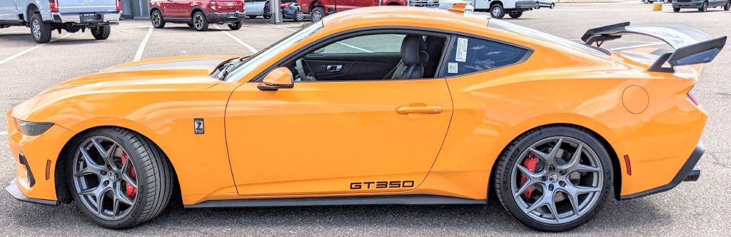 New 2026 Ford Mustang GT Premium w/ GT Performance Package RWD image 5