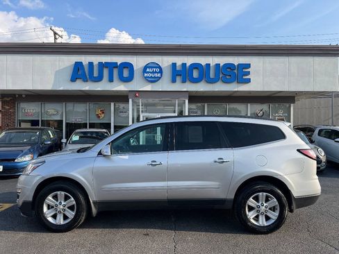 Used 2014 Chevrolet Traverse LT FWD image 8